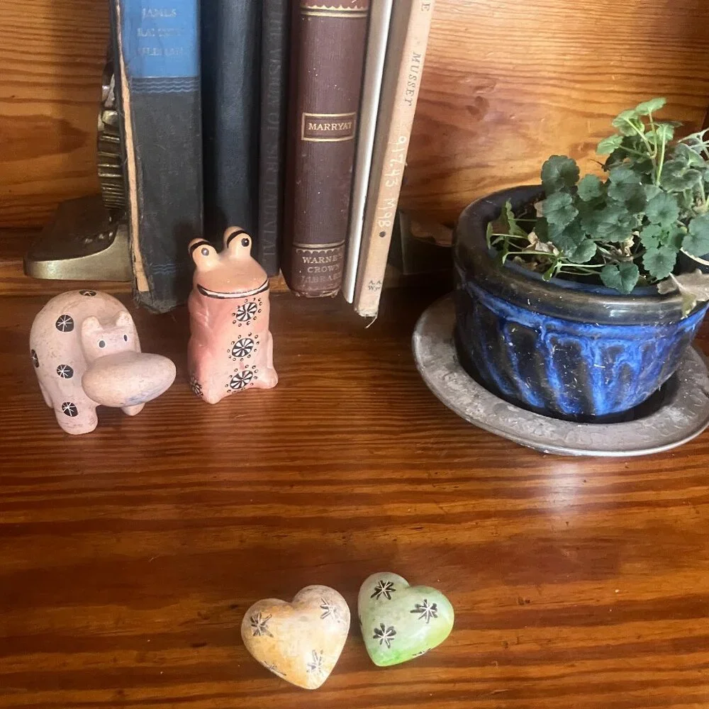 ✨ Artisan Hand-Carved Soapstone Hearts - Set of 2 ✨